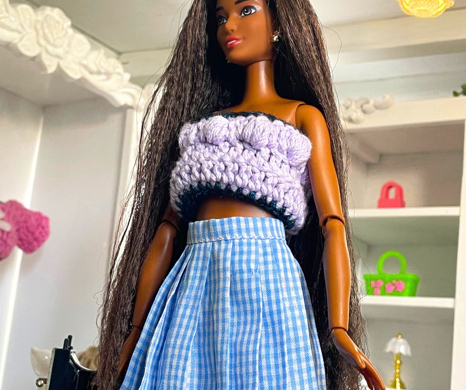 Bobble Stitch Fashion Doll Crochet Blouse – Free Crochet Pattern & Tutorial