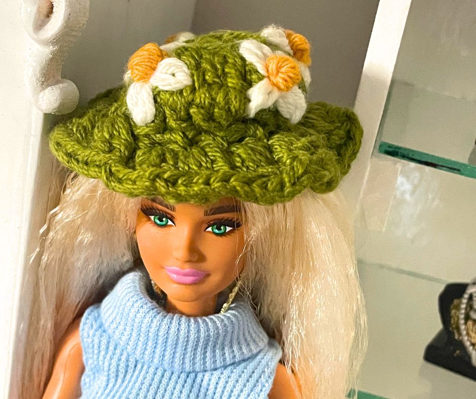 Fashion Doll Daisy Hat Free Crochet Pattern
