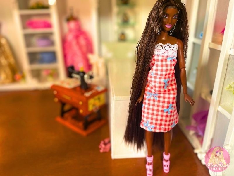 Gingham & Lace Fashion Doll Dress – Free PDF Sewing Pattern & Tutorial
