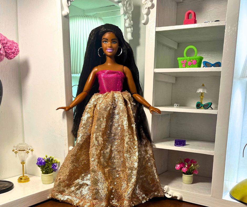 Glamorous Gala Fashion Doll Dress – Free PDF Sewing Pattern & Tutorial