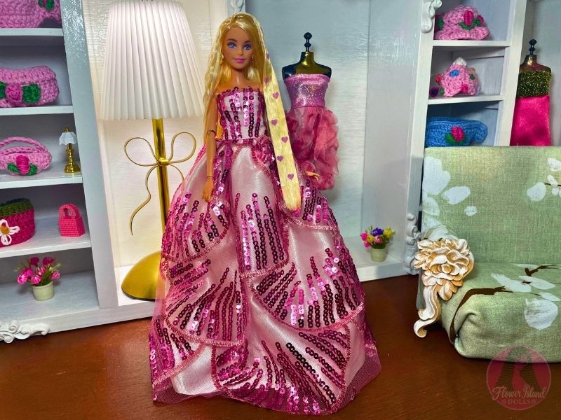 Sequin Embellished Fashion Doll Gown Tutorial & Free Sewing Pattern